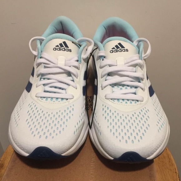 New Adidas Supernova 2 W - Picture 2 of 7